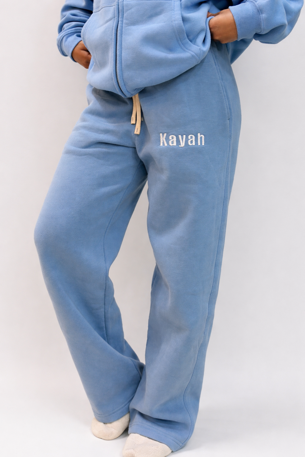 Heavyweight Straight SweatPant (embroidery design-Kayah)