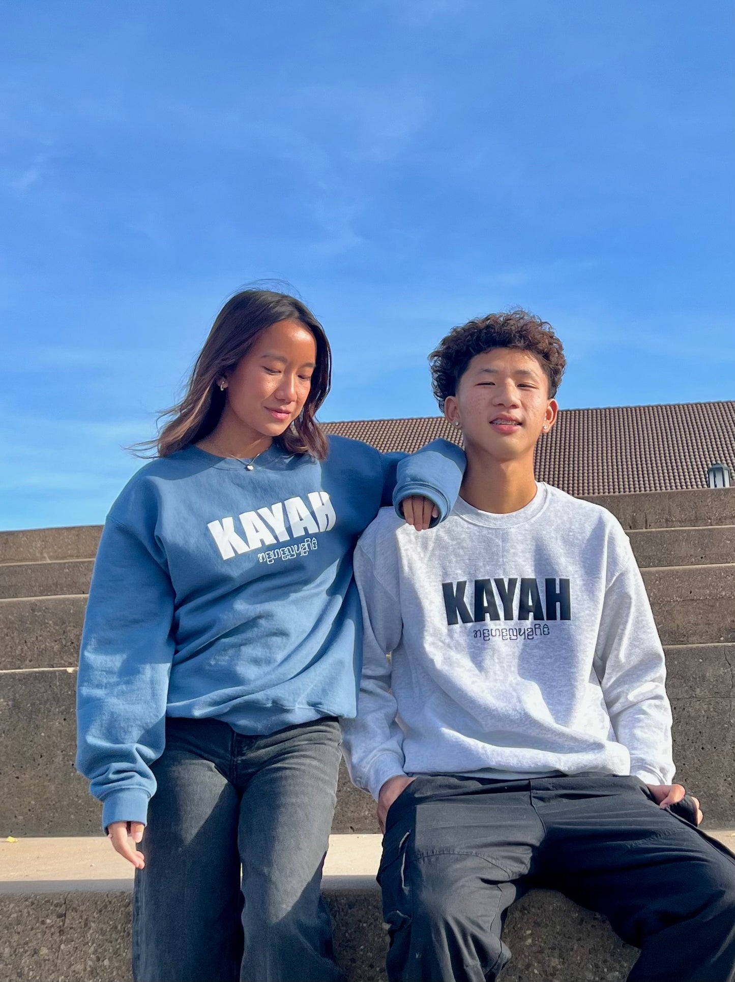 Crewneck Sweatshirts [KAYAH]